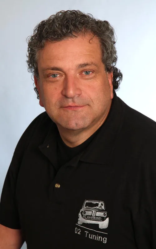 Reiner Ahrend, KFZ-Meister und Inhaber von Ahrend 02 Tuning